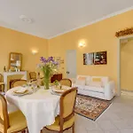 Σπίτι διακοπών The Townhouse - Happy Μεντόν