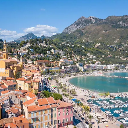 The Townhouse - Happy * Menton