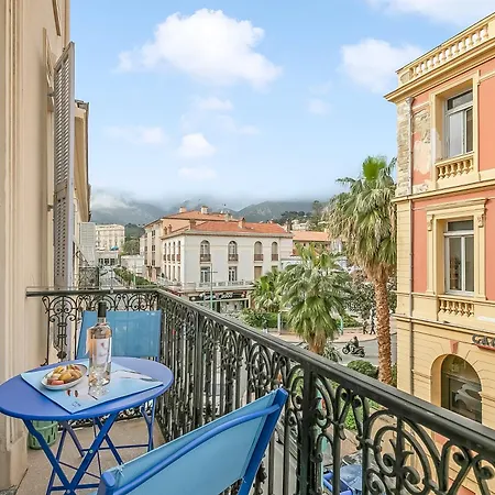 The Townhouse With Balcony - Happy Ferienhaus