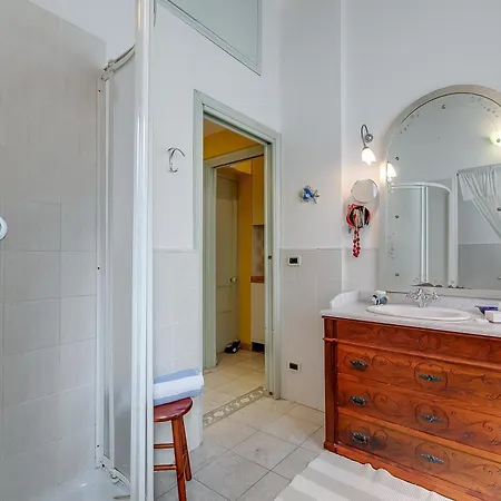 The Townhouse With Balcony - Happy * Menton