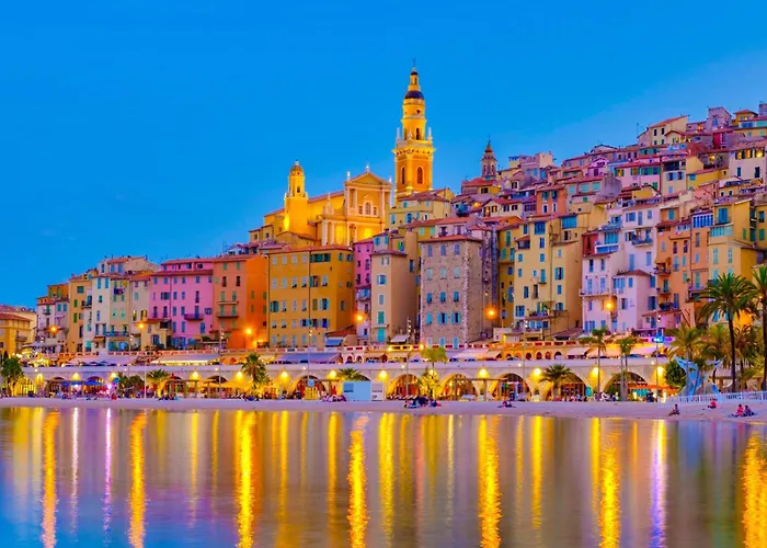 The Townhouse - Happy Menton